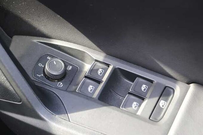 SEAT Leon 1.5 eTSI 150 FR First Edition 5dr DSG