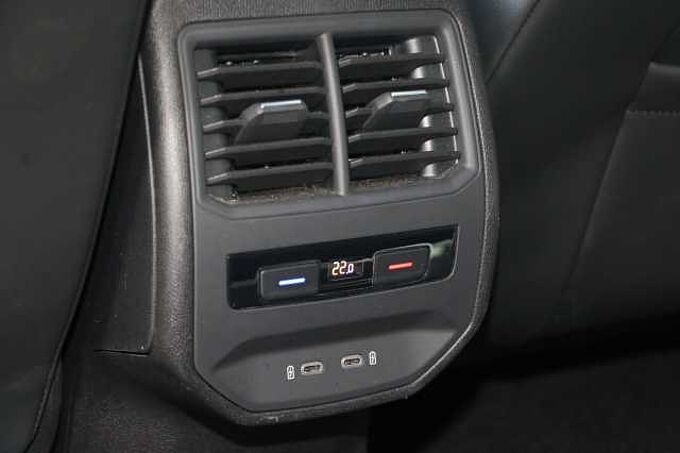 SEAT Leon 1.5 eTSI 150 FR First Edition 5dr DSG